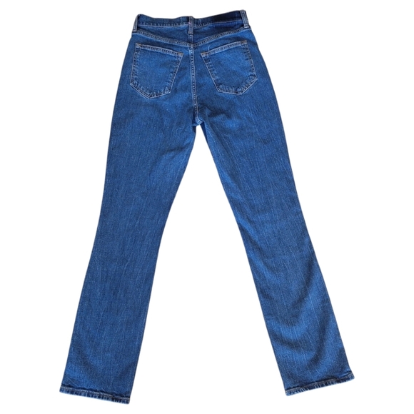 NWT Abercrombie & Fitch Ultra High Rise Straight Denim Jeans Size 27 / 4 - Picture 3 of 6